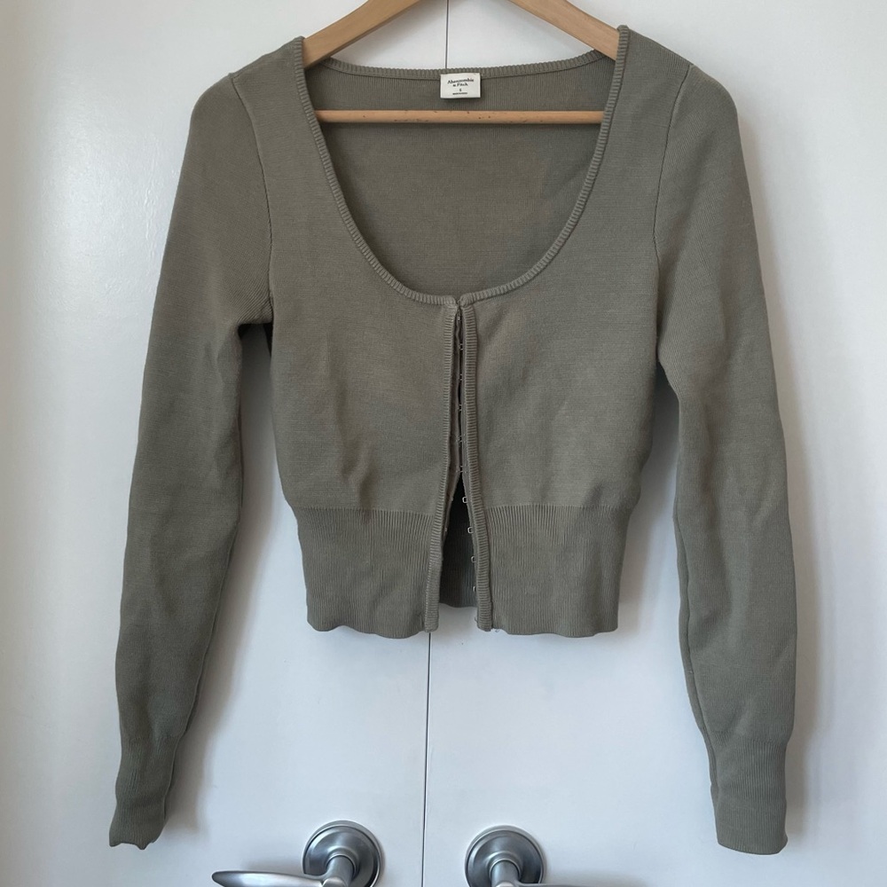 Abercrombie corset clasp sweater